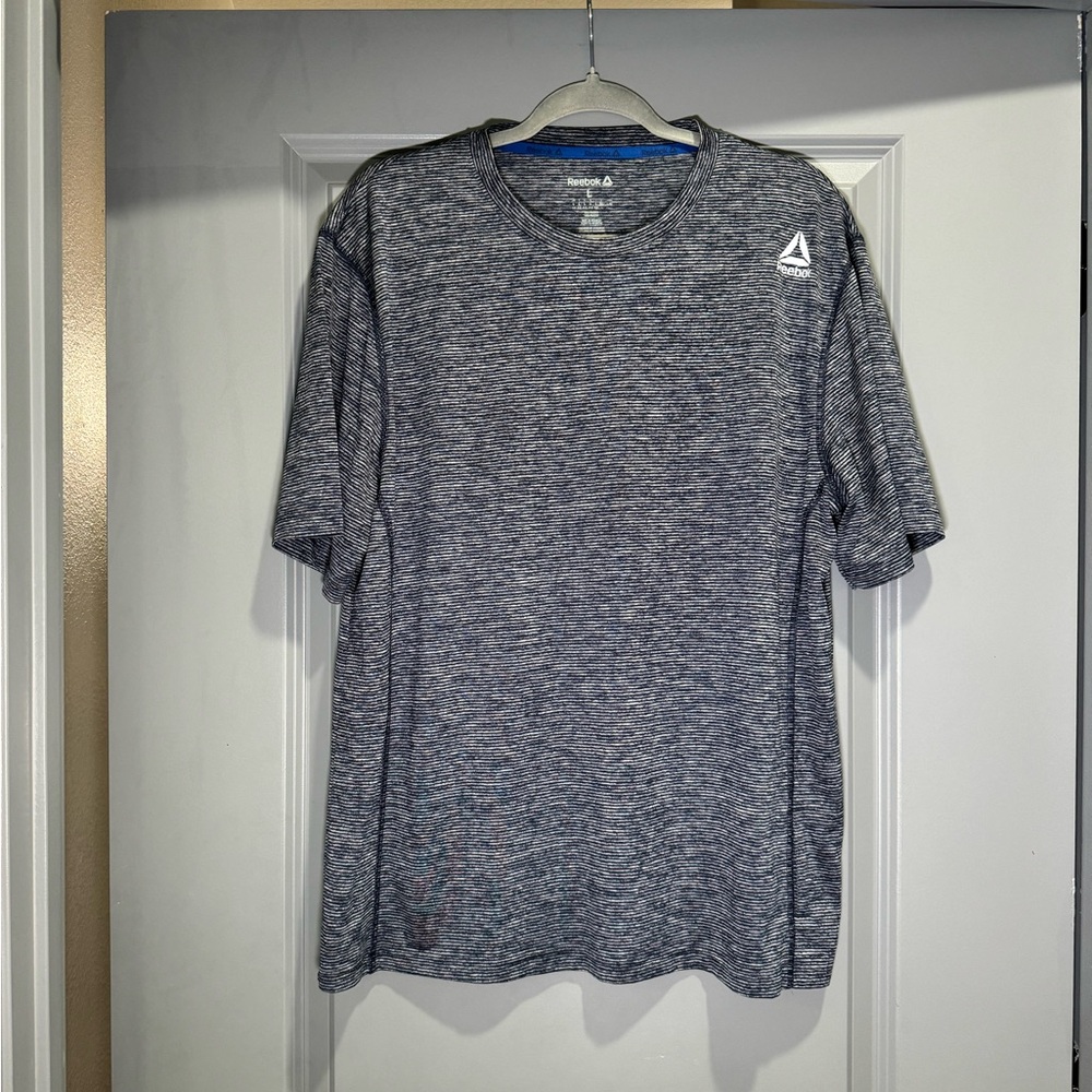 Reebok Workout T-Shirt Men’s Size L Blue Striped Speedwick Athletic Crew Top